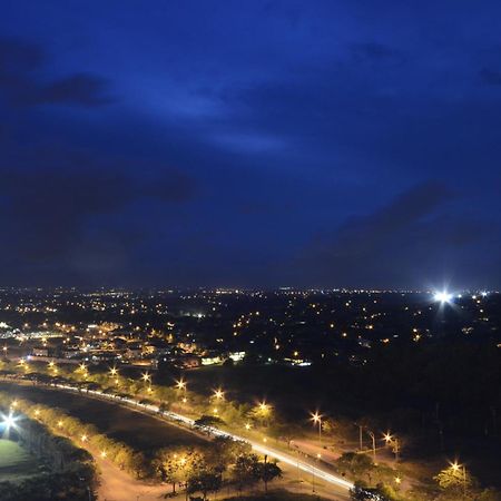 Parque Espana Residence Hotel Muntinlupa City Zewnętrze zdjęcie