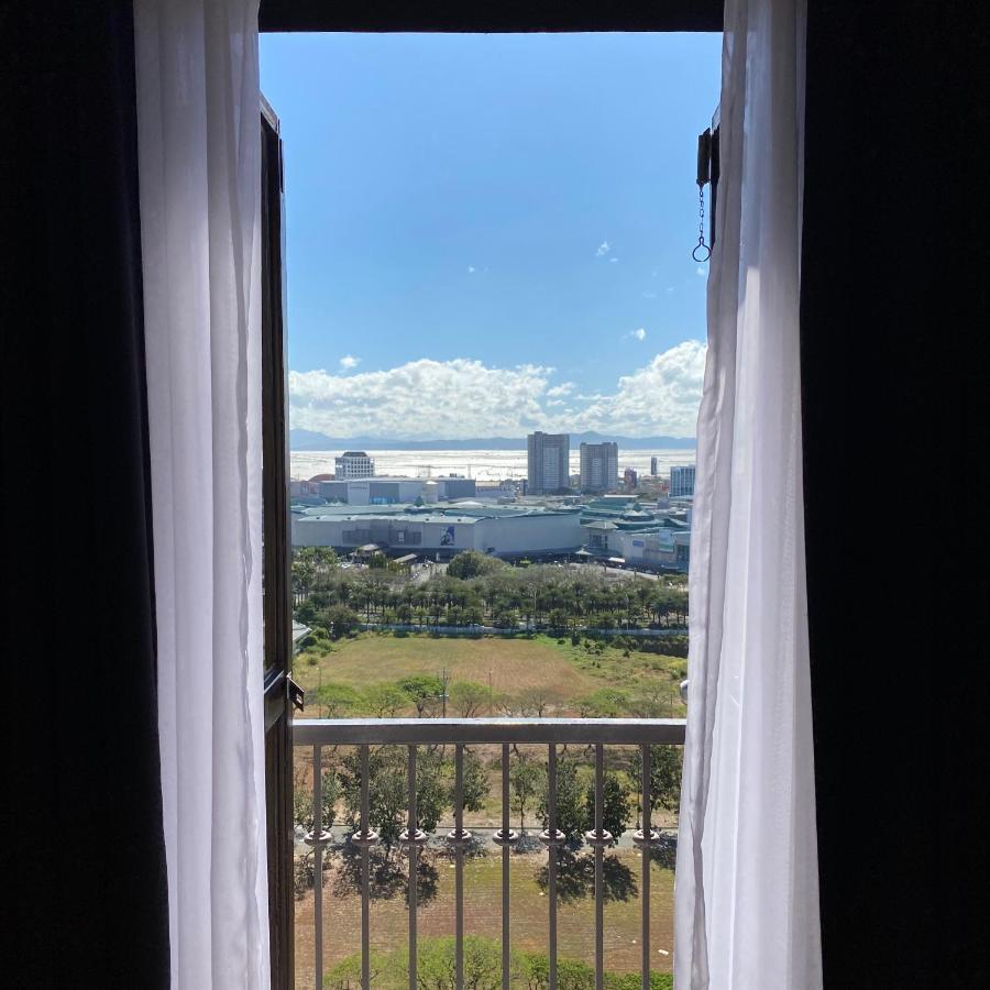 Parque Espana Residence Hotel Muntinlupa City Zewnętrze zdjęcie
