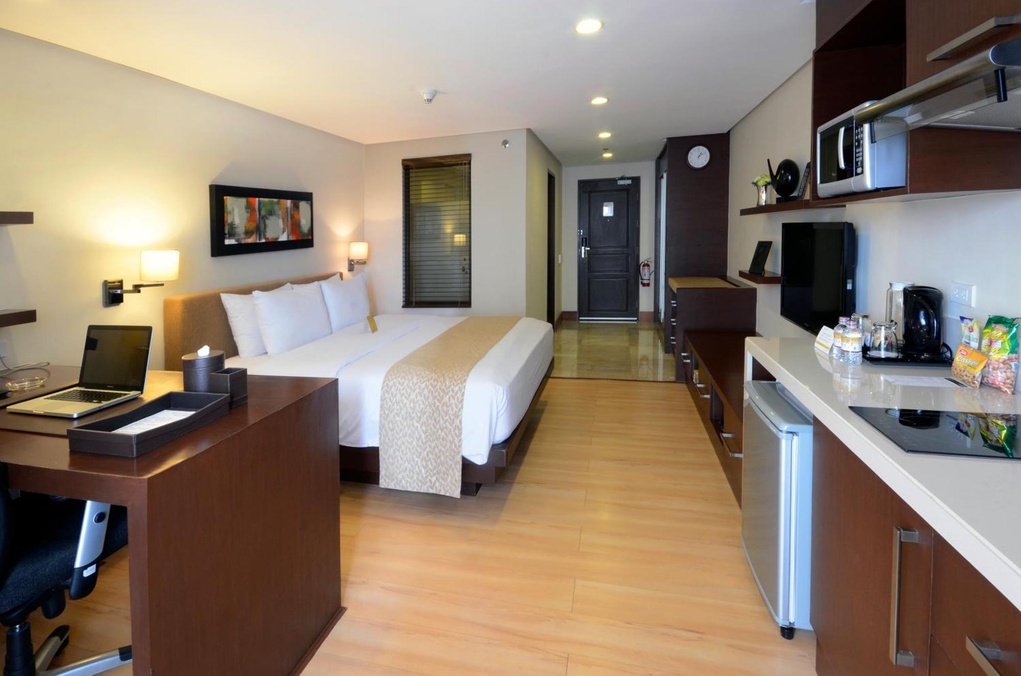 Parque Espana Residence Hotel Muntinlupa City Zewnętrze zdjęcie